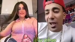كلام سكس علي التيك توك بيقولها هفشخ بزازك وهفرتكها